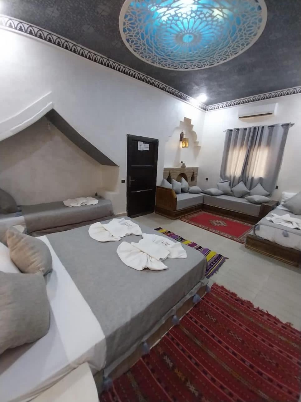 Hotel Cafe Du Sud Merzouga Buitenkant foto